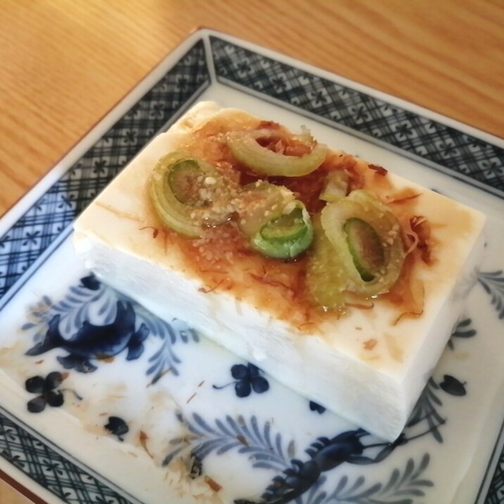 わさび醤油で おかかとねぎの温奴 レシピ 作り方 By はじゃじゃ 楽天レシピ わさび醤油で おかかとねぎの温奴 レシピ 作り方 By はじゃじゃ 楽天レシピ